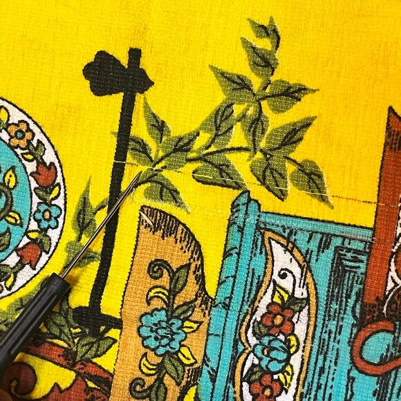 Vintage Parisian Prints Kitchen Tea Towel 1960s-70s Yellow Cotton Nylon Retro - Picture 7 of 12